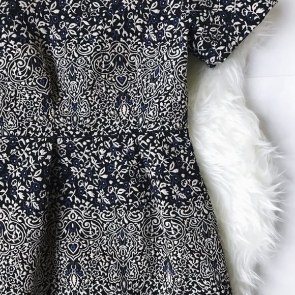 NWT H&M Blue Black White Jacquard Dress - Picture 4 of 7